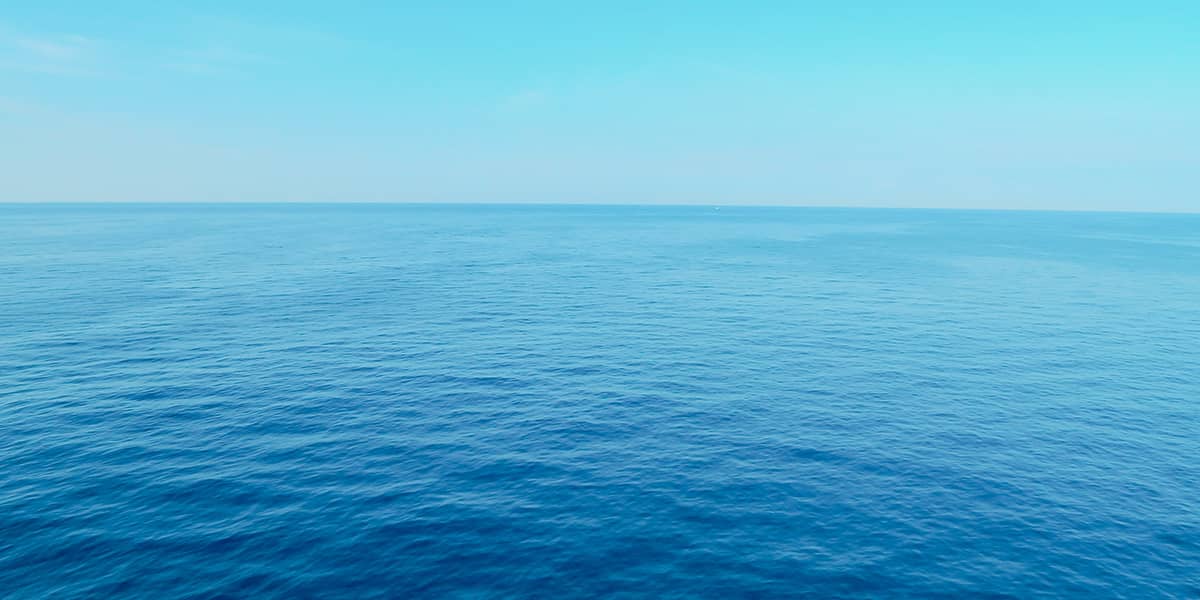 About The Ocean Foundation: A horizon shot of the ocean